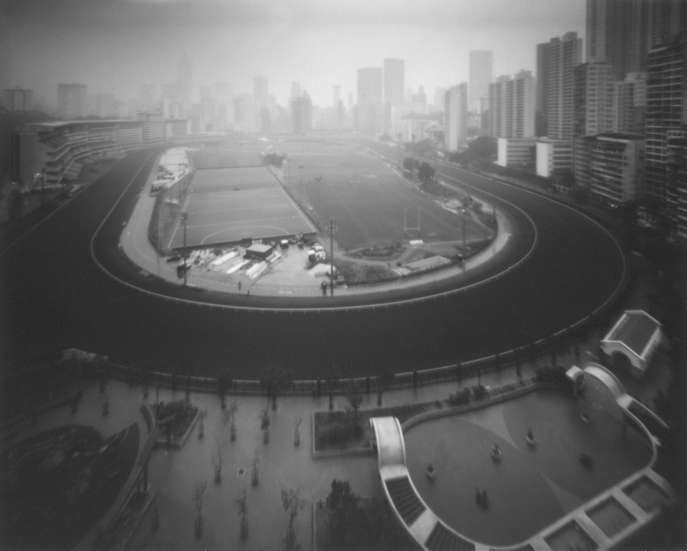 Happy Valley – Ernst Logar 1997