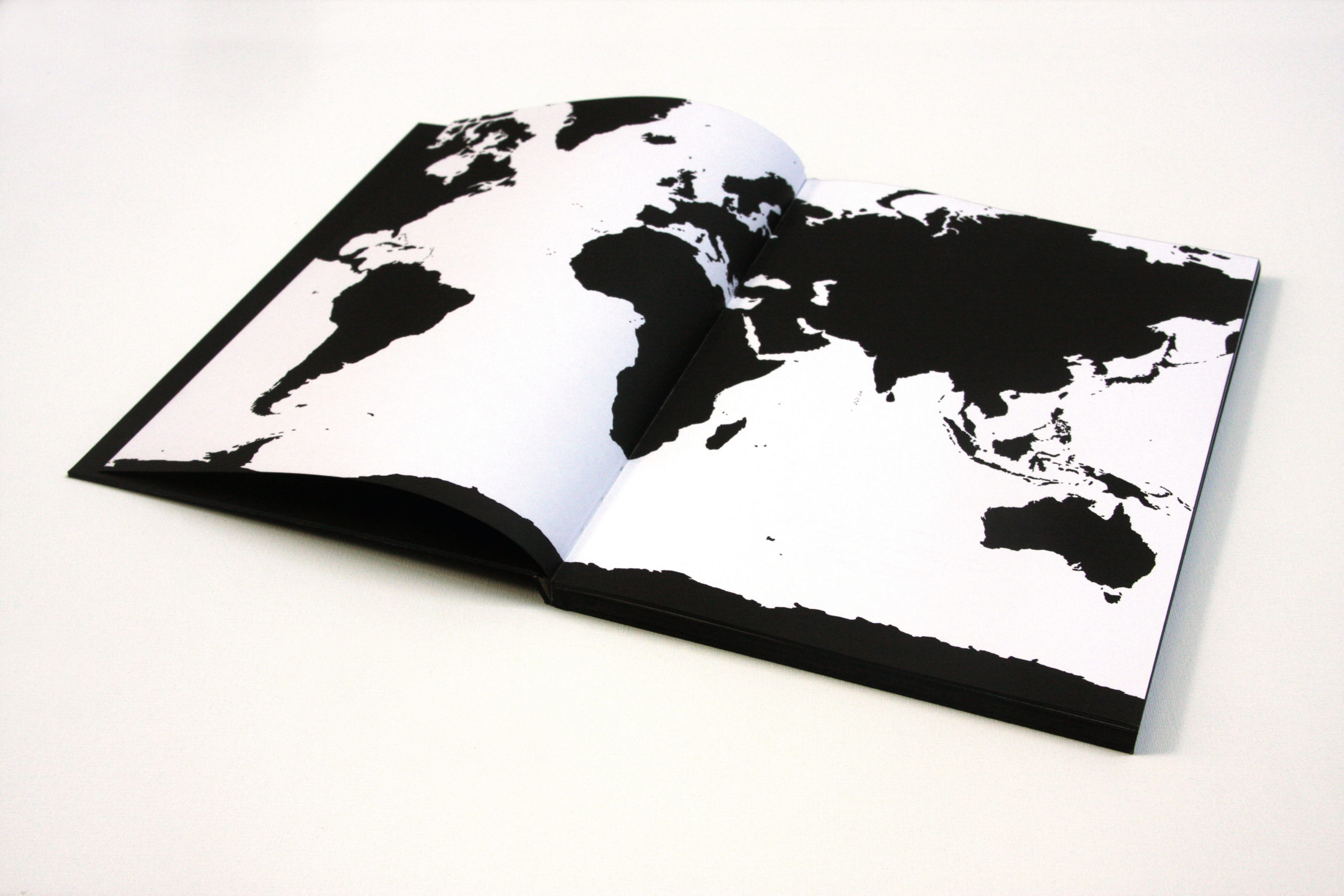 Invisible Oil Publikation