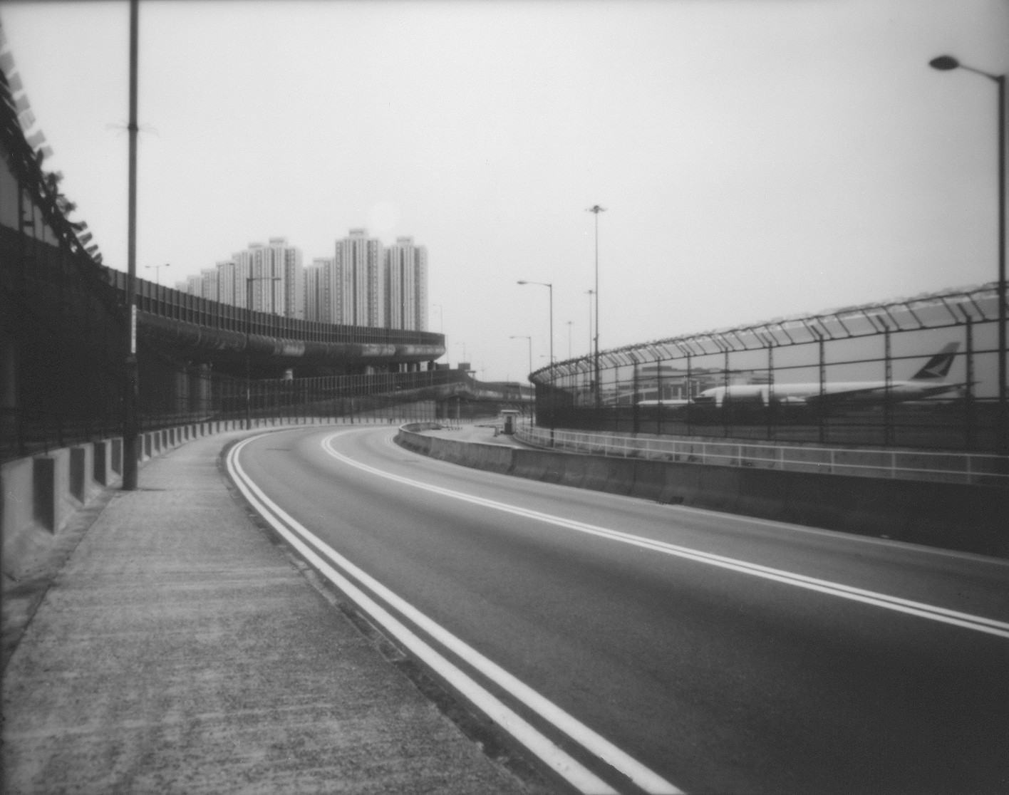 Kai Tak Airport – Ernst Logar 1996